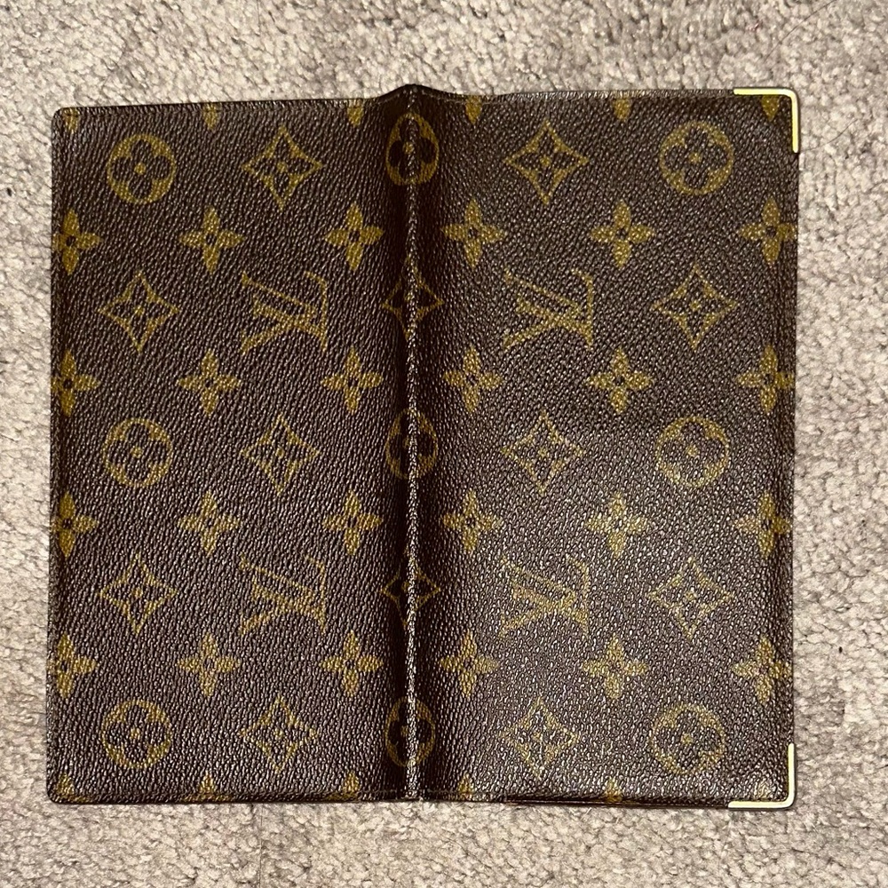 Louis Vuitton bifold wallet